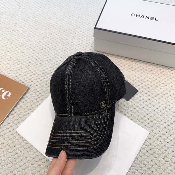 CHANEL women\'s hat main image 4